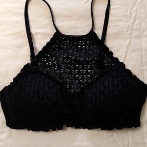🏖️🎉HP🎉Women's Black Crochet Bikini Swim Top
